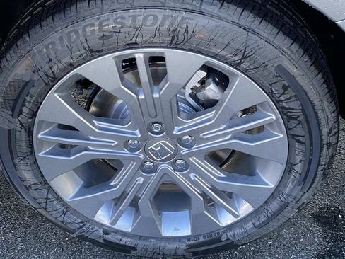 New 2026 Honda Odyssey Touring image 6