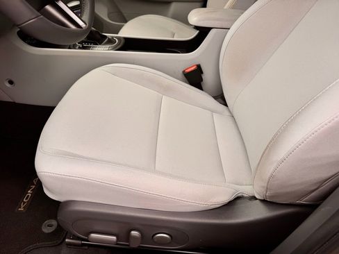 Used 2024 Hyundai Kona SEL image 16