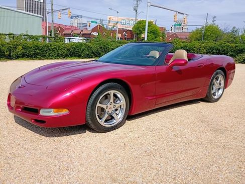 Used 2002 Chevrolet Corvette Convertible w/ Preferred Equipment Group2 RWD image 7