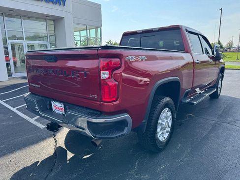 Used 2022 Chevrolet Silverado 2500 LTZ w/ LTZ Convenience Package AWD/4WD image 3