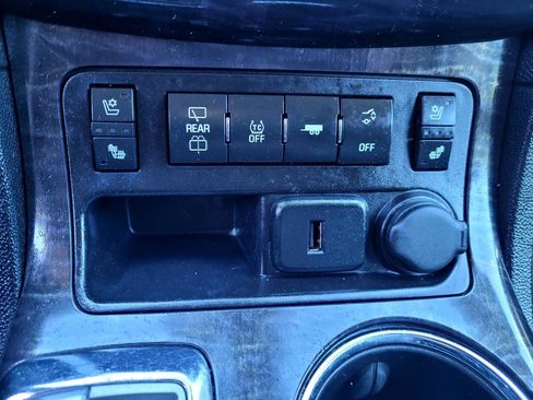 Used 2017 Buick Enclave Premium w/ Experience Buick Package AWD/4WD image 27