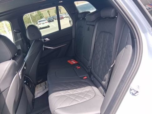 New 2026 BMW X5 sDrive40i w/ M Sport Package RWD image 16