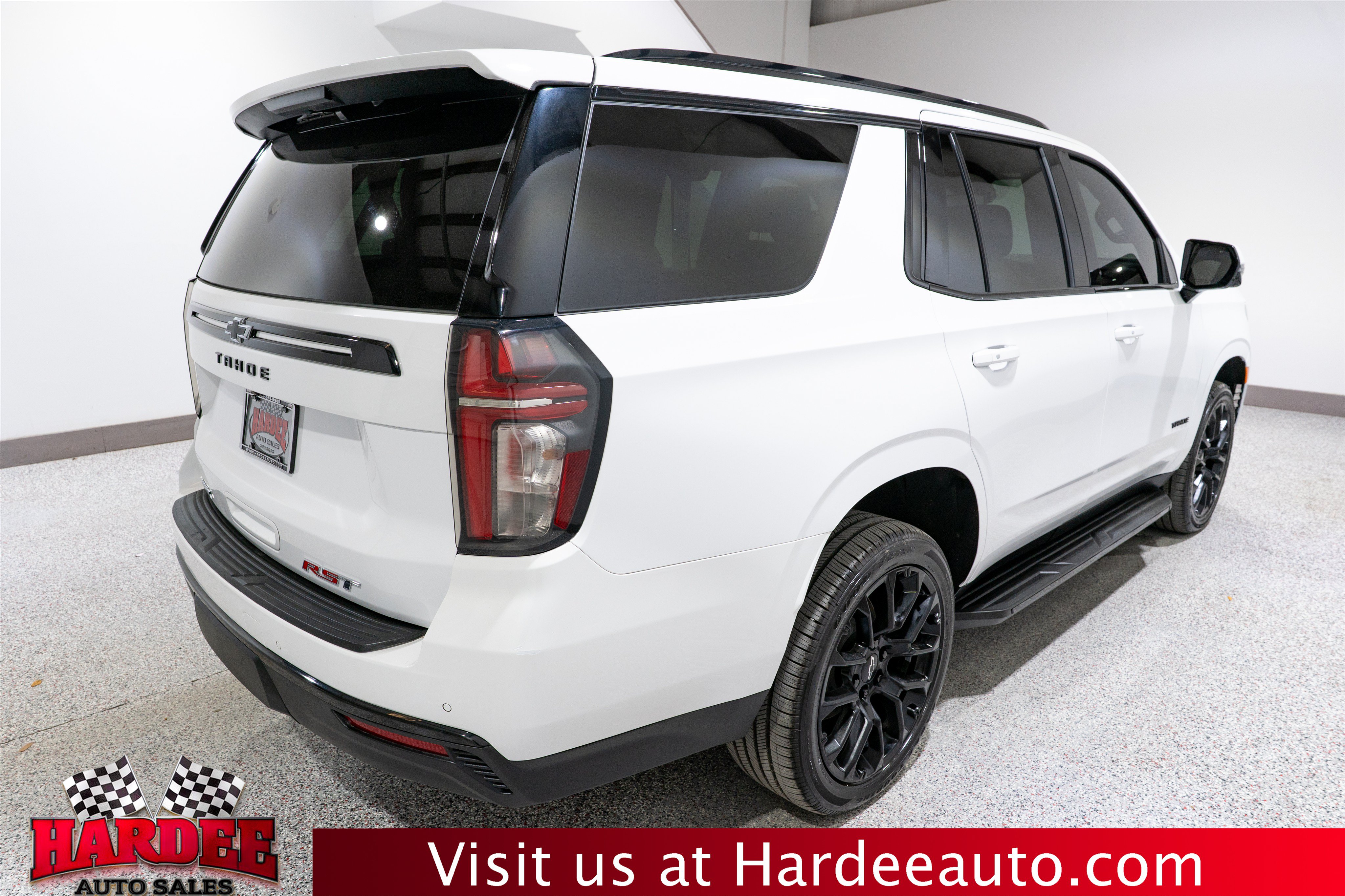 Used 2024 Chevrolet Tahoe RST w/ Luxury Package AWD/4WD image 5