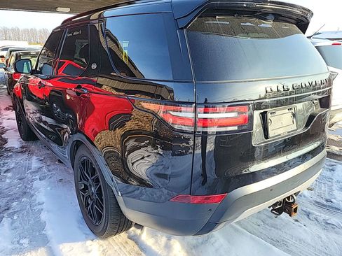 Used 2017 Land Rover Discovery HSE image 6