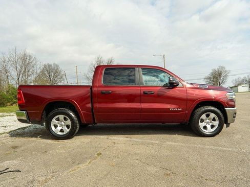 Used 2025 RAM 1500 Big Horn AWD/4WD image 2