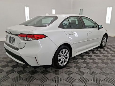 Used 2022 Toyota Corolla LE image 24