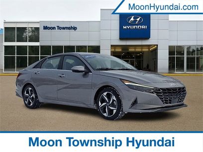 Certified 2023 Hyundai Elantra Limited w/ Preferred Accessory Package