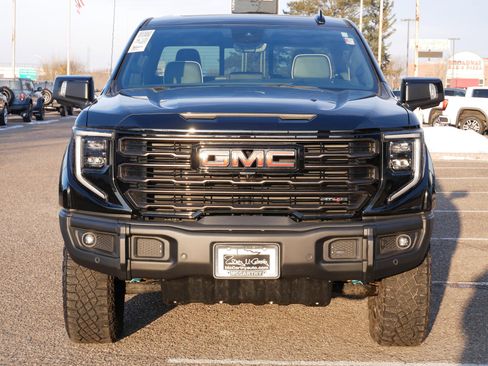 Used 2024 GMC Sierra 1500 AT4X image 4