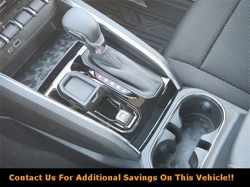 New 2026 GMC Canyon Elevation w/ Convenience Package image 15