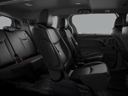 New 2026 Toyota Sienna XLE Woodland Edition AWD/4WD image 24
