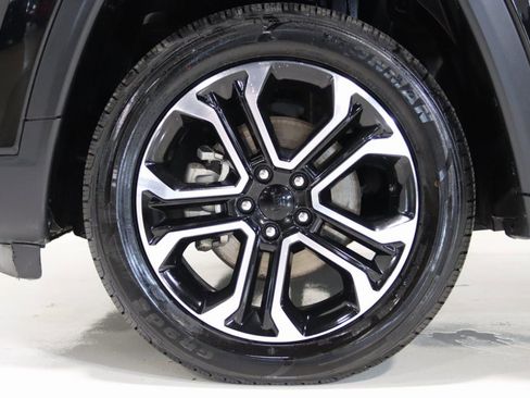 Used 2022 Jeep Compass Limited image 74