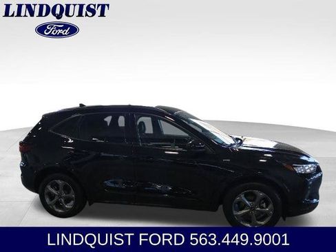 Certified 2023 Ford Escape ST-Line Select w/ Tech Pack #2 AWD/4WD image 2