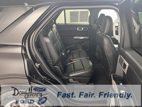 Used 2023 Ford Explorer XLT w/ Equipment Group 202A image 36