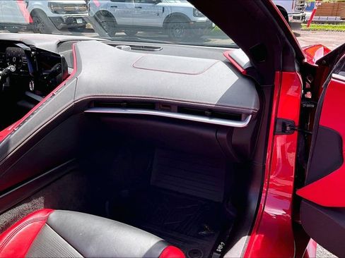 Used 2023 Chevrolet Corvette Stingray Preferred Conv RWD image 15