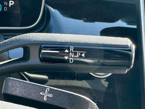 Used 2025 Mercedes-Benz C 300 4MATIC Sedan image 22