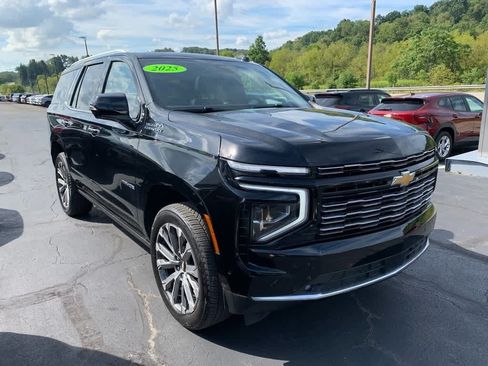 Used 2025 Chevrolet Tahoe High Country AWD/4WD image 6