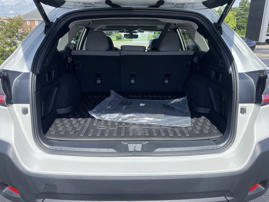 Used 2024 Subaru Outback Premium AWD/4WD image 38