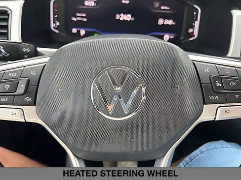 Used 2022 Volkswagen Atlas SEL Premium image 27