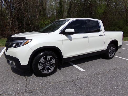 Used 2019 Honda Ridgeline RTL-E image 1