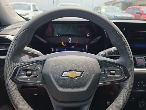 New 2026 Chevrolet TrailBlazer LS w/ LS Convenience Package FWD image 18