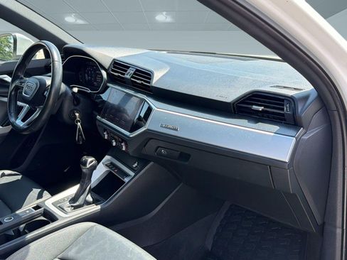 Used 2021 Audi Q3 2.0T Premium AWD/4WD image 29