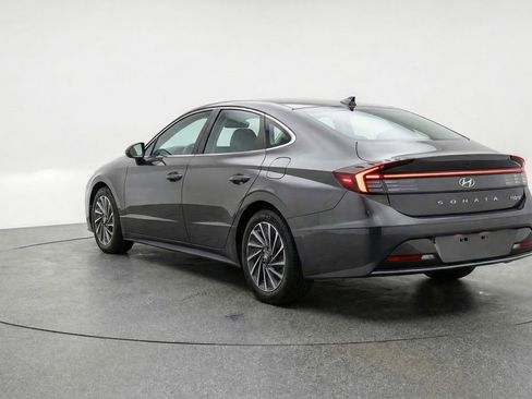Used 2025 Hyundai Sonata SEL FWD image 6