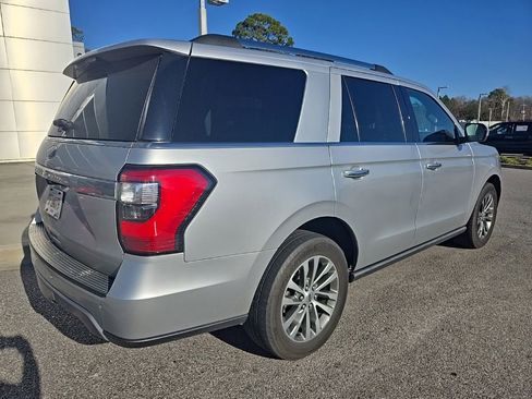 Used 2019 Ford Expedition Limited w/ Equipment Group 301A image 5
