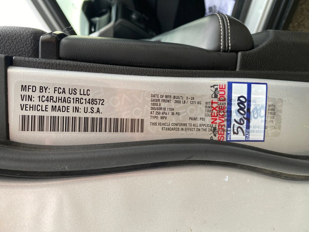 Used 2024 Jeep Grand Cherokee Altitude AWD/4WD image 15