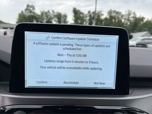 Used 2025 Ford Escape Active AWD/4WD image 14
