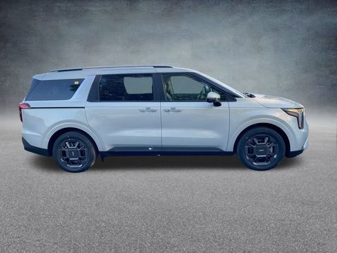New 2026 Kia Carnival EX image 34