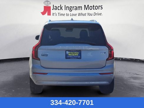 Certified 2025 Volvo XC90 B5 Plus image 4