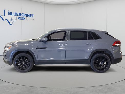 Used 2021 Volkswagen Atlas Cross Sport SE FWD image 8
