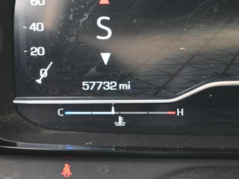 Used 2023 GMC Yukon Denali image 16