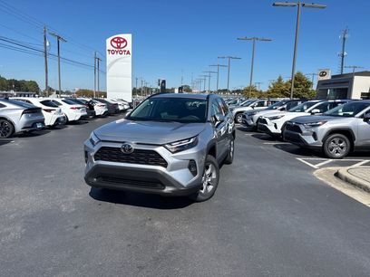 New 2025 Toyota RAV4 XLE