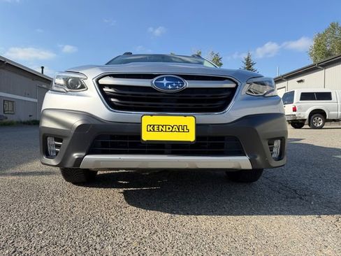 Used 2022 Subaru Outback Limited w/ Popular Package #2 AWD/4WD image 29
