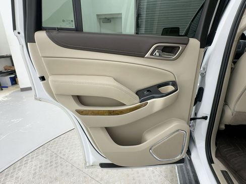 Used 2017 GMC Yukon Denali w/ Open Road Package image 24