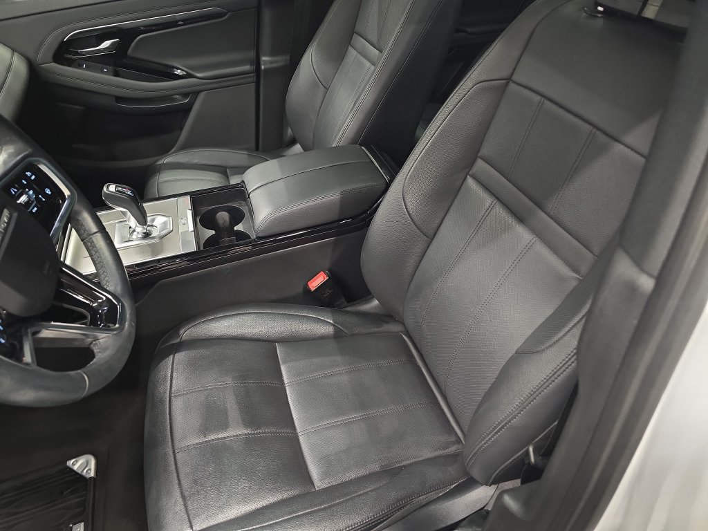 Certified 2023 Land Rover Range Rover Evoque SE AWD/4WD image 18