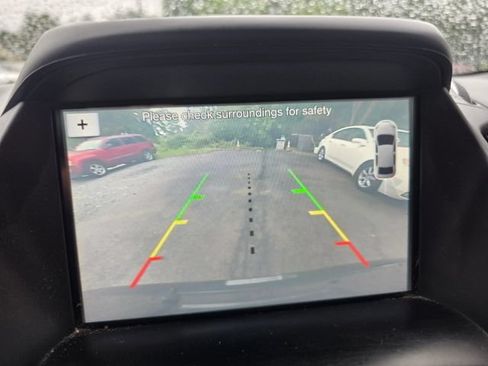 Used 2017 Ford Escape SE w/ Equipment Group 201A FWD image 17