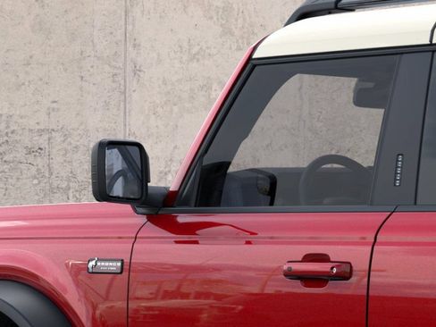 New 2026 Ford Bronco Outer Banks w/ Sasquatch Package AWD/4WD image 22