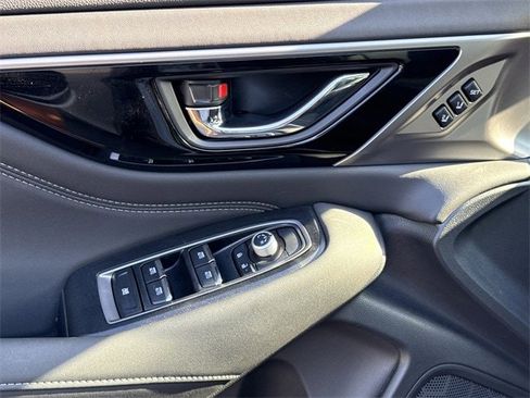 Certified 2025 Subaru Outback Limited image 25