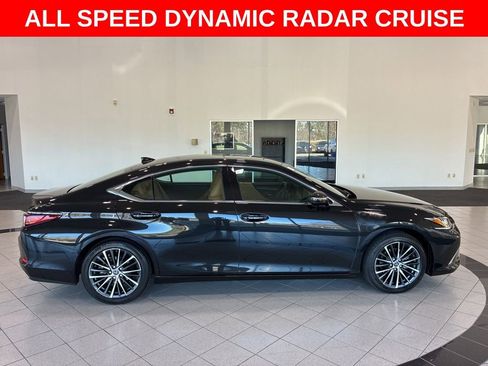 Certified 2025 Lexus ES 350 w/ Premium Package image 8