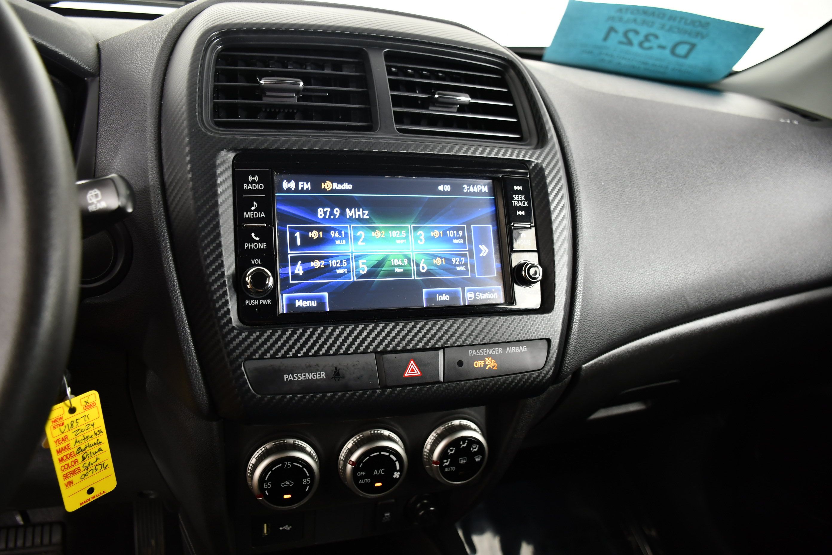 Used 2024 Mitsubishi Outlander Sport SE AWD/4WD image 24