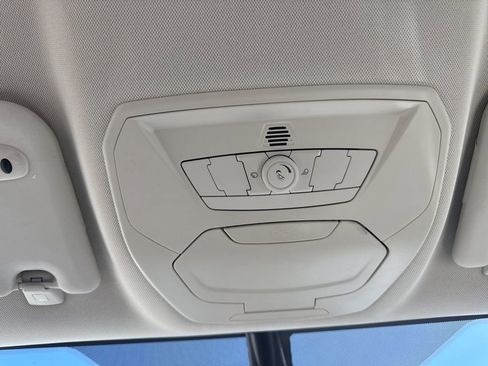 Used 2013 Ford C-MAX SEL image 25