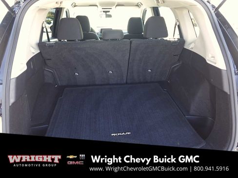 Used 2024 Nissan Rogue S image 26