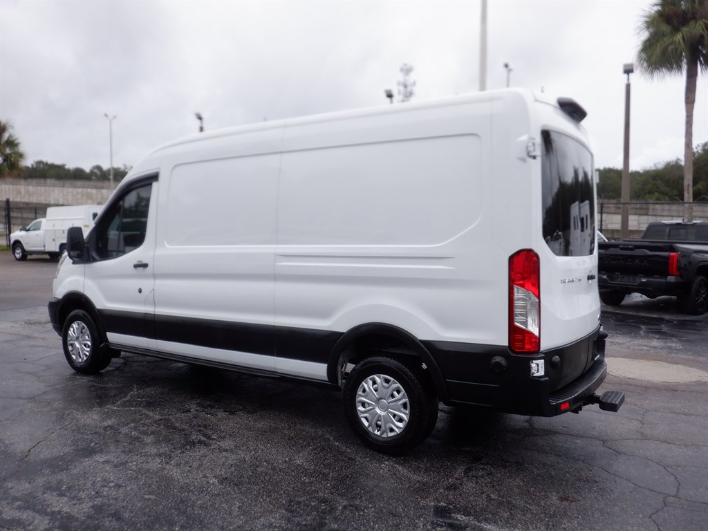 Used 2019 Ford Transit 250 148 Medium Roof RWD image 3