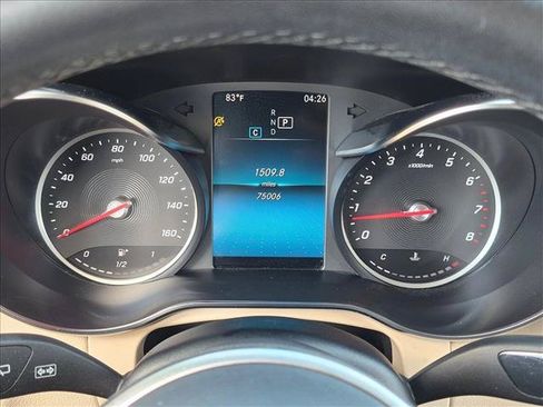 Used 2021 Mercedes-Benz GLC 300 image 8