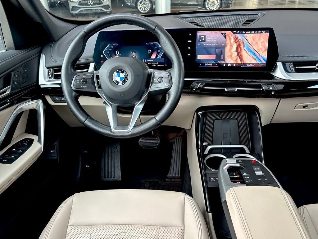Used 2024 BMW X1 xDrive28i AWD/4WD image 35