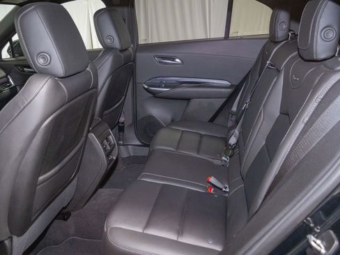 Used 2023 Cadillac XT4 Luxury w/ Cold Weather Package image 12