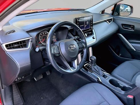 Certified 2022 Toyota Corolla Cross LE w/ Black Badges Package (TMS) AWD/4WD image 18