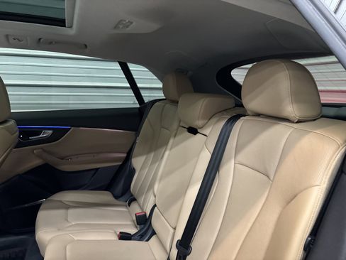 Used 2020 Audi Q8 Premium Plus image 26